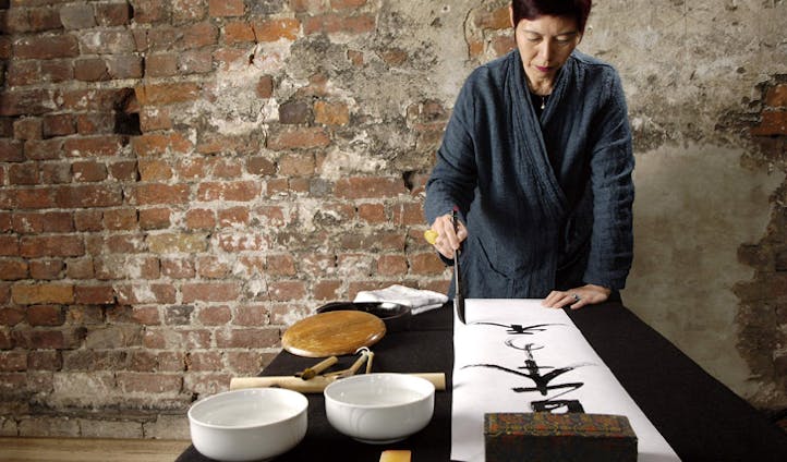 Calligraphy - get expert tuition on the ancient budou arts