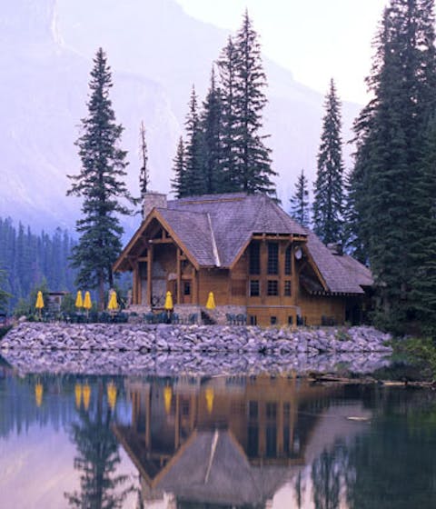 Emerald Lake Lodge, Luxury hotels Canada