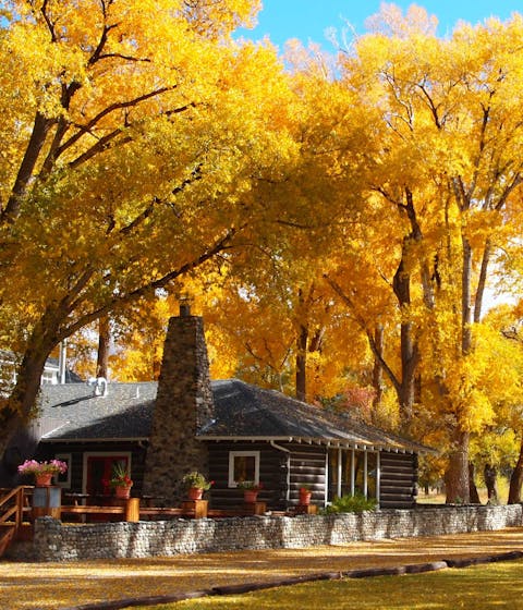 Zapata Ranch in autumn, luxury holidays USA