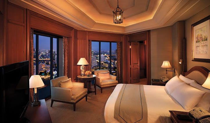 Suite bedroom at The Peninsula Hotel