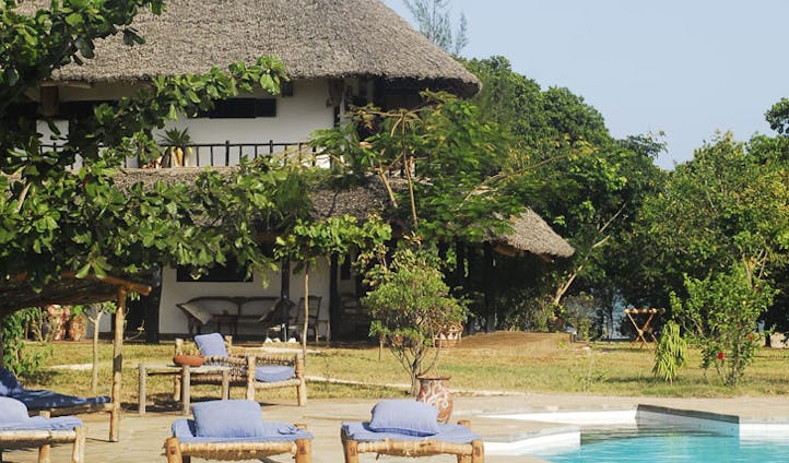 Pool and cottage at Kinondo Kwetu