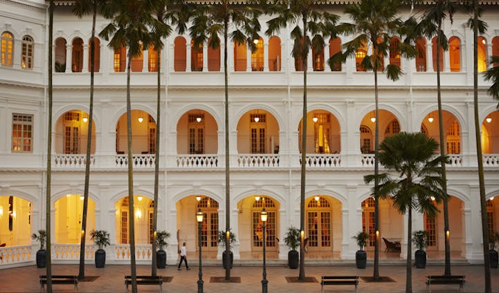 Raffles, Singapore | Luxury Hotels in Singapore | Black Tomato