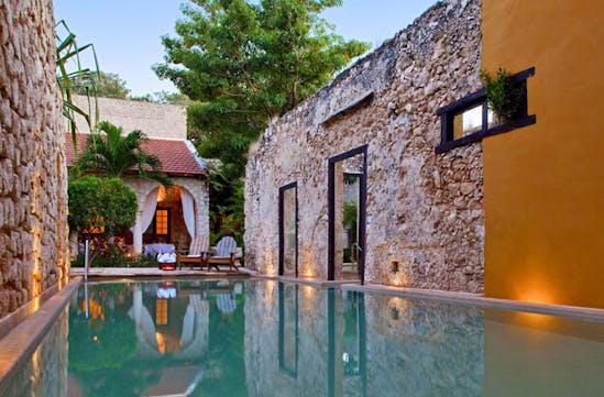 Hacienda Puerta Campeche pool