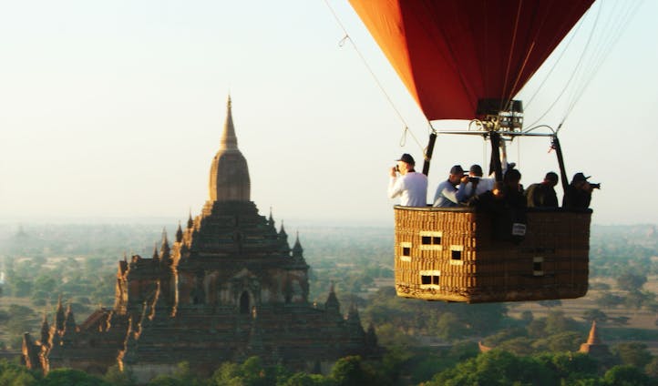 Hot air Ballooning in Myanmar