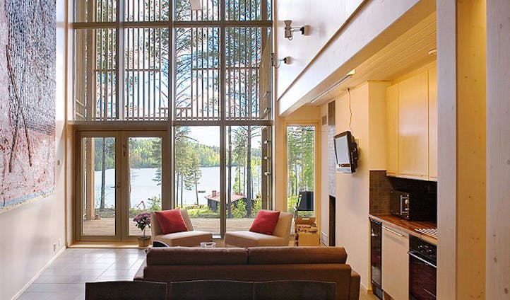 Lakeside Villa in Finland