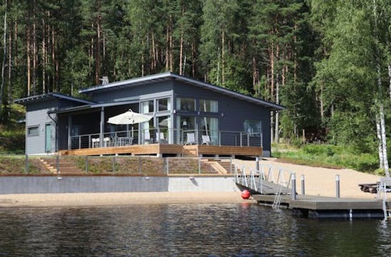 Villa Jolla, Finland