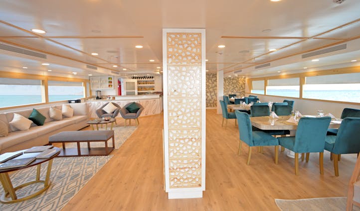 Luxury cruises in Galapagos