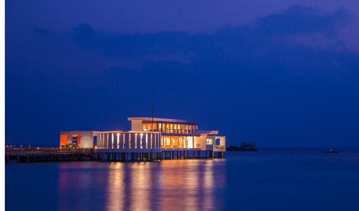 Lonu restaurant, amilla fishi, maldives