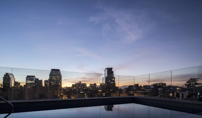 The rooftop pool at The Singular Hotel, Chile