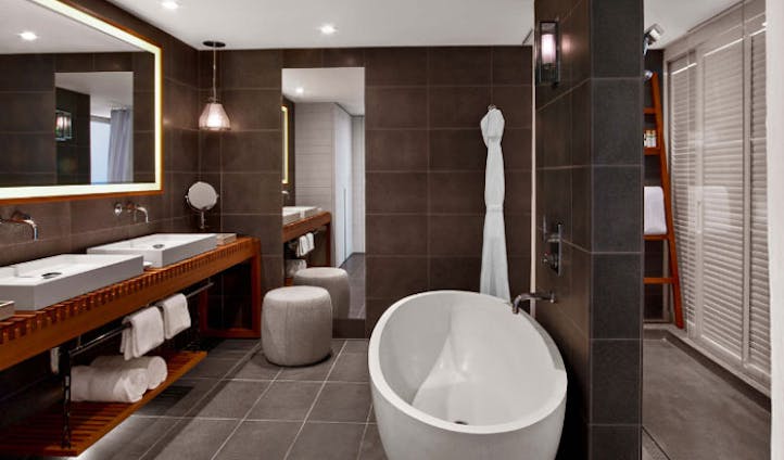 open plan luxury hotel bathroom