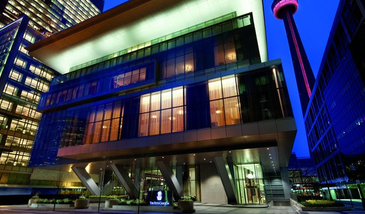 Luxury Hotels in Toronto