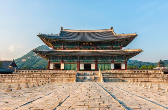 Luxury trips in South Korea