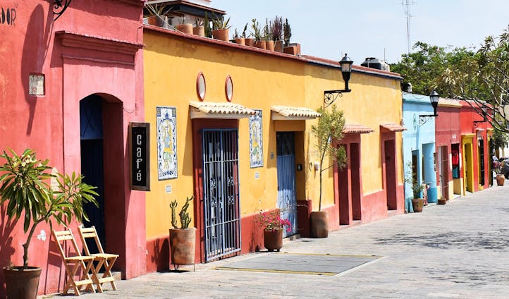 Oaxacan Pastel Street