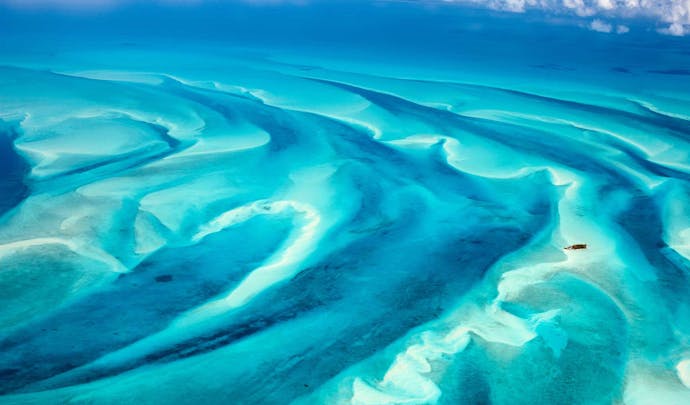 Explore the beautiful Bahamas