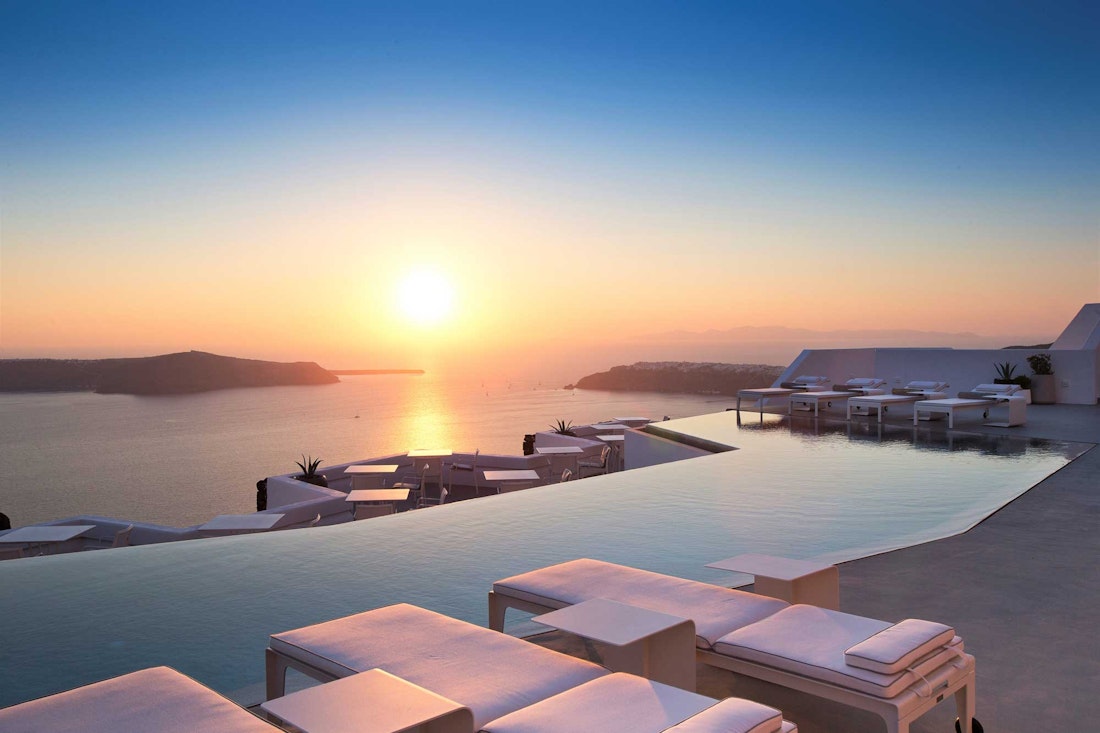 Luxury honeymoons in Greece