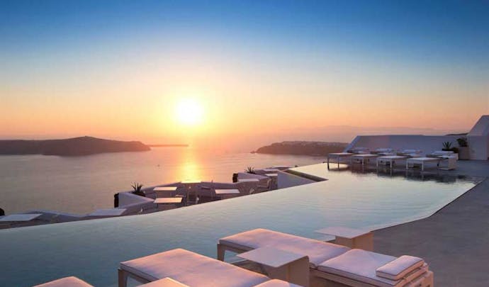 Luxury-honeymoons-in-Greece
