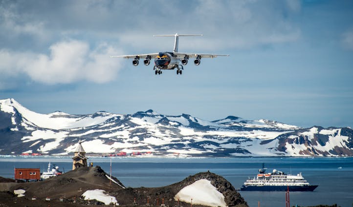 Magellan Explorer | Luxury Cruises in Antarctica