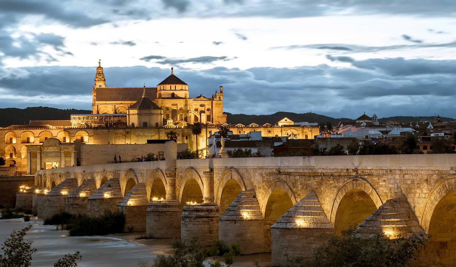 Private Tours of the Alhambra & La Mezquita | Luxury Holidays in Spain
