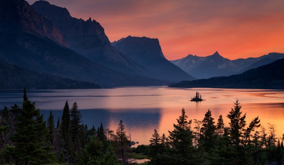 Take in beautiful sunset views in Montana