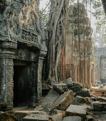 jungle temple Angkor Wat, Luxury Vacations Cambodia