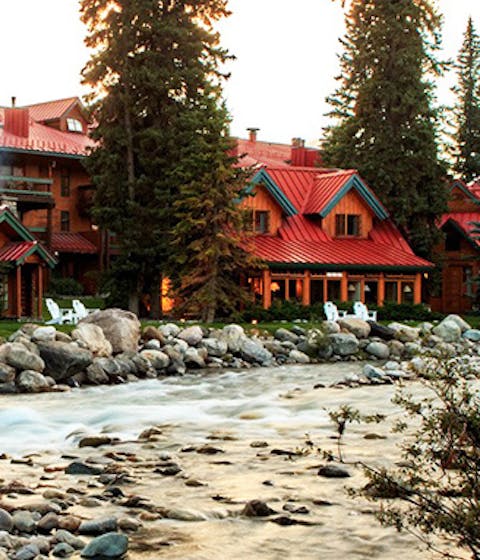 Post hotel and spa Lake Louise, Luxury Hotels Canada